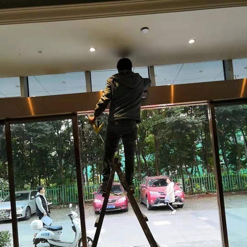 酒店自動門案例，成都酒店感應自動門案例